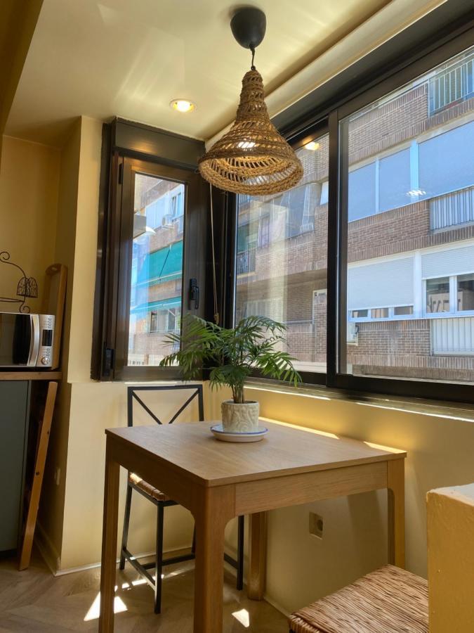 Estudio Castellana Norte Con Parking Madri